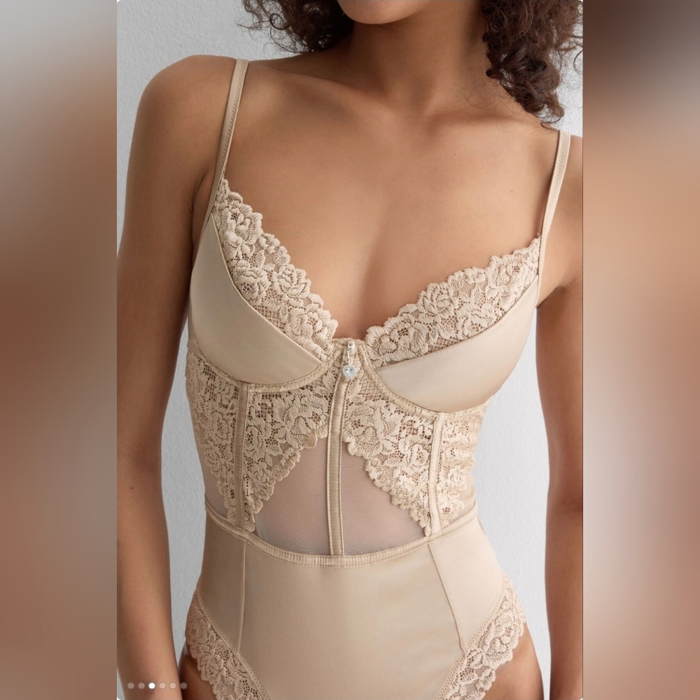 Intimissimi Silky Flowers Demilune Bodysuit